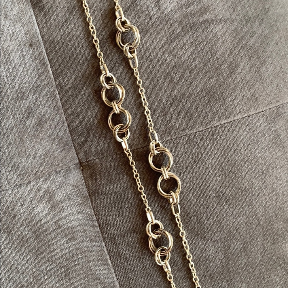 Gold link necklace